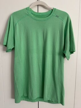 Men's Lululemon Metal Vent Tech Shirt Large